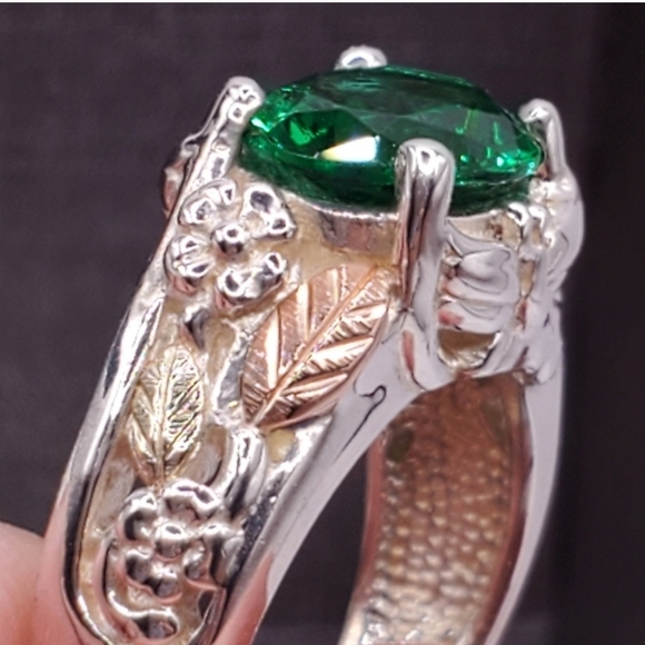 Sterling Silver / 12k Rose & Yellow Gold Simulated Green Emerald Flower Ring - Picture 4 of 7